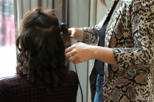 photo backstage coiffure