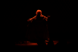 A queen is born, Marlène Schaff, ouverture du spectacle